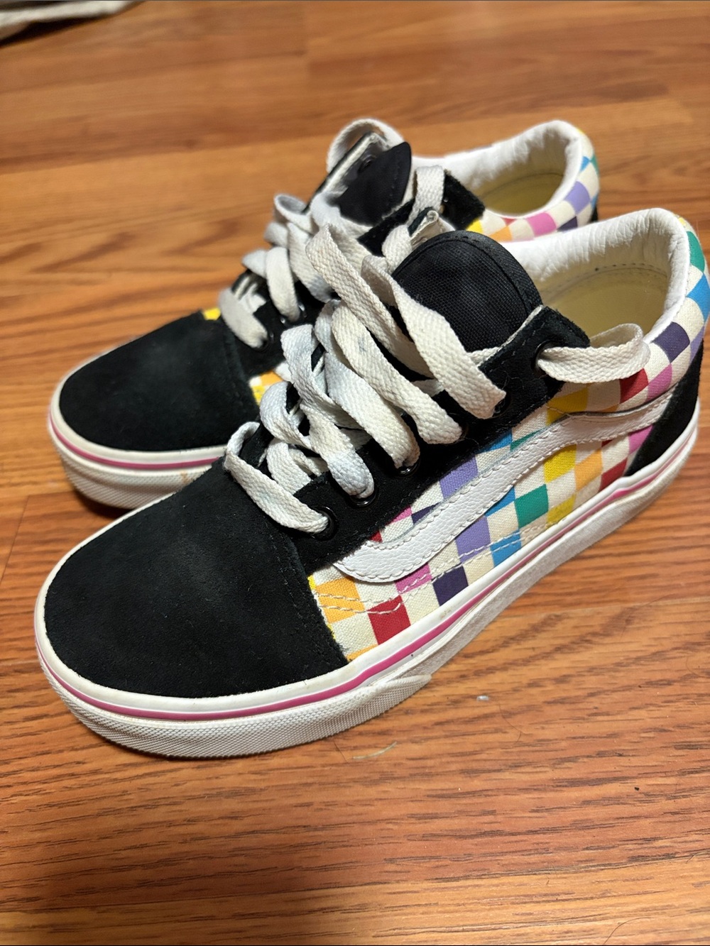 Vans Kids Black Low-Top Sneakers with Multicolor Checkerboard